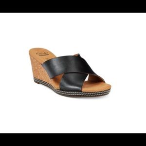 Clarks Helio Swan Black Leather Wedge Sandals